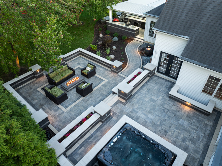 Home - Distinctive Outdoor Designs